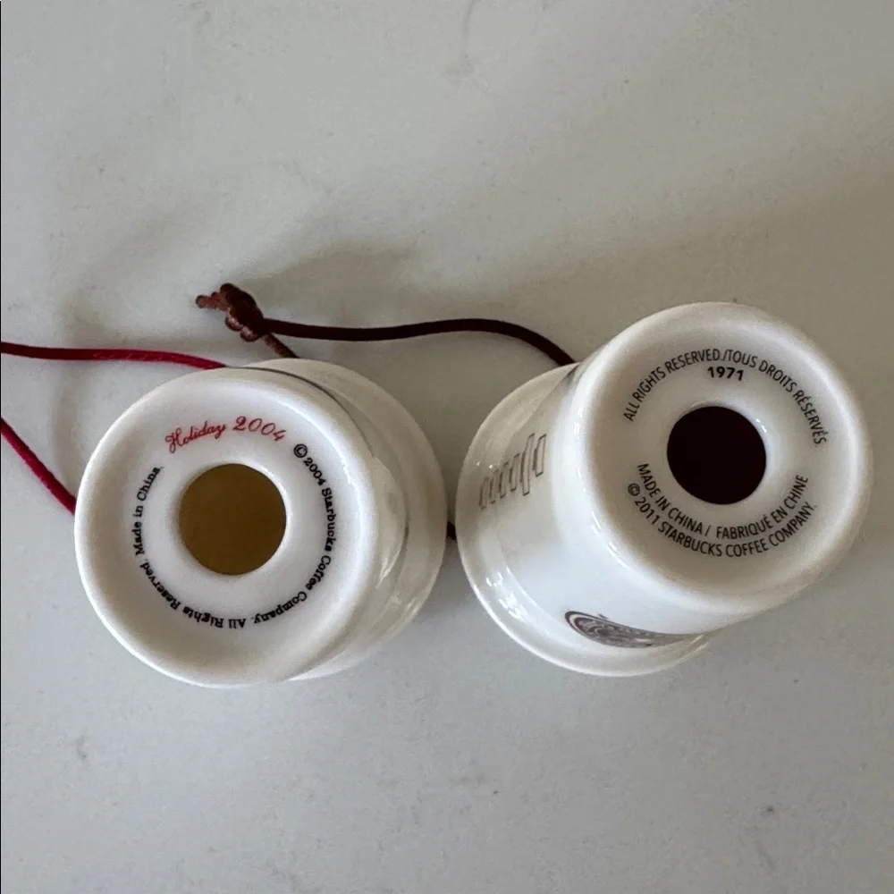 Starbucks pair white